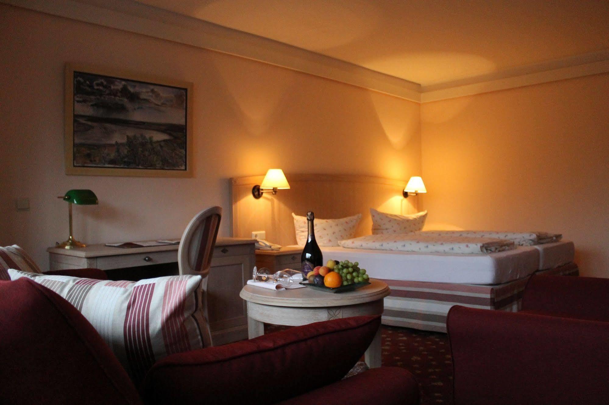 Hotel Historischer Krug Oeversee المظهر الخارجي الصورة
